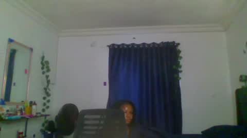 Emily online show from December 2025 08:19:01 AM