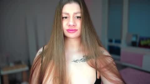 Elena online show from April 2026 05:07:01 PM