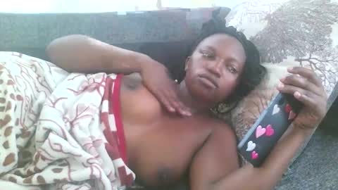 Snapshot of juicyicequeen chatting on October 2025 07:32:01 AM juicyicequeen online show from October 2025 07:32:01 AM