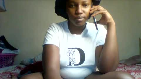 Snapshot of juicyicequeen chatting on November 2025 06:34:01 AM juicyicequeen online show from November 2025 06:34:01 AM