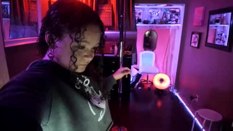 Snapshot of juicyjayxxx69 chatting on January 2025 03:31:01 AM juicyjayxxx69 online show from January 2025 03:31:01 AM