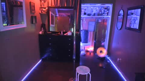 Snapshot of juicyjayxxx69 chatting on February 2025 04:53:01 AM juicyjayxxx69 online show from February 2025 04:53:01 AM