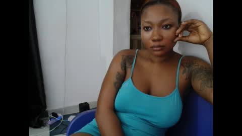 Snapshot of juicyxpink chatting on September 2025 06:26:02 AM juicyxpink online show from September 2025 06:26:02 AM