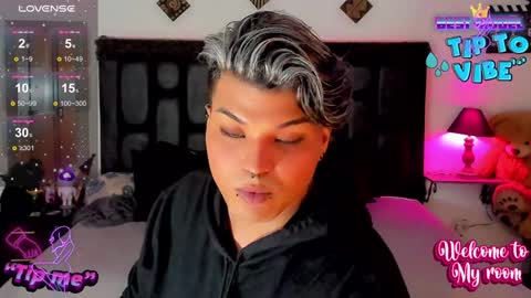 Snapshot of jujubee_lander chatting on December 2024 04:49:01 PM Jujubee online show from December 2024 04:49:01 PM