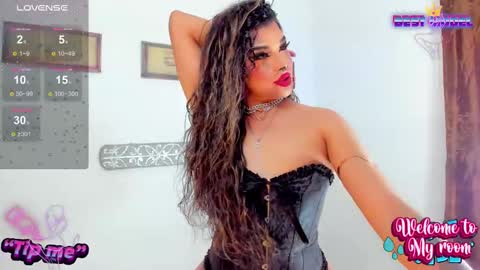 Snapshot of jujubee_lander chatting on September 2025 03:01:01 PM Jujubee online show from September 2025 03:01:01 PM