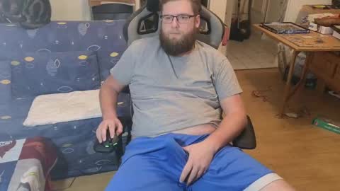 Julcs online show from February 2025 06:24:02 PM