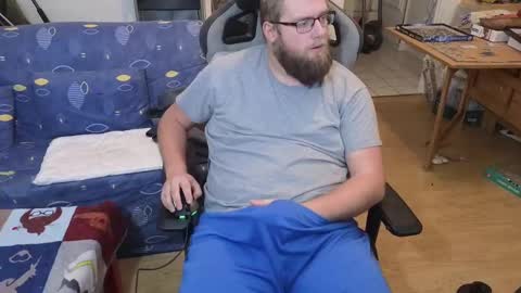 Julcs online show from February 2025 06:34:02 PM