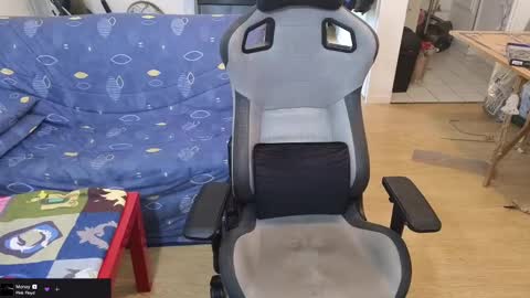 Julcs online show from February 2025 03:18:02 PM