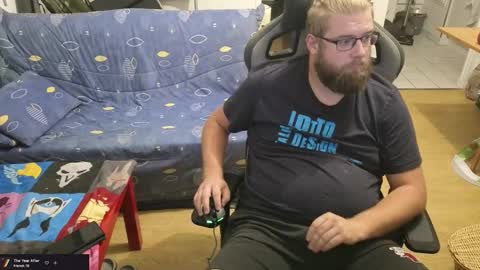 Julcs online show from October 2025 05:56:01 PM