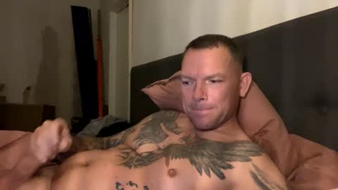 Snapshot of julemanddenmark chatting on November 2025 08:08:01 PM julemanddenmark online show from November 2025 08:08:01 PM