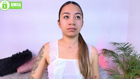 Jules and Gia online show from May 2026 05:51:02 PM
