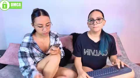 Jules and Gia online show from June 2026 06:41:01 PM