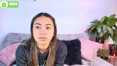 Jules and Gia online show from June 2026 02:40:02 PM