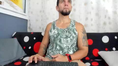 Snapshot of juleslake2 chatting on November 2025 11:32:02 AM juleslake2 online show from November 2025 11:32:02 AM