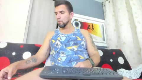 juleslake2 online show from May 2026 01:13:02 AM