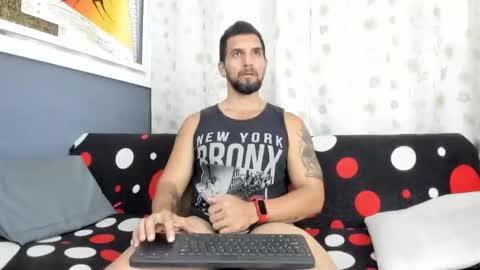 Jules online show from October 2025 05:35:01 PM