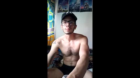 Julfigo online show from December 2025 07:21:02 PM