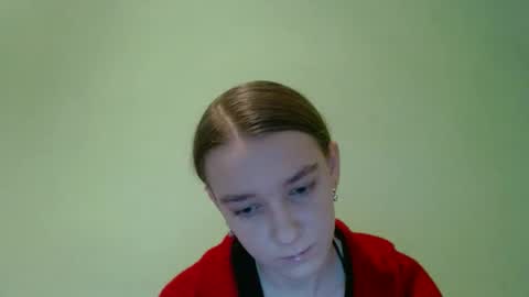 Julietta online show from December 2024 07:43:02 PM
