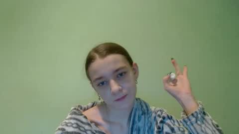 Julietta online show from January 2025 08:48:01 PM