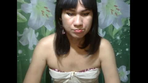 Snapshot of julia111987 chatting on April 2026 05:28:01 PM JULIA online show from April 2026 05:28:01 PM