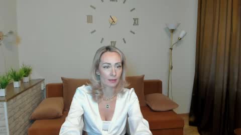 julia__cherry_ online show from January 2025 11:23:02 AM