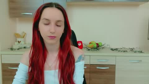 JuliaJae online show from April 2026 07:02:02 AM