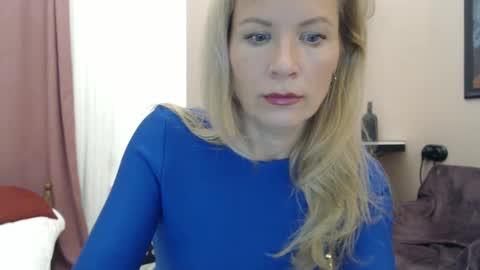 julia_giulia online show from January 2025 01:22:01 AM