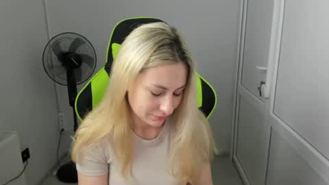 Julia online show from July 2026 06:49:02 AM
