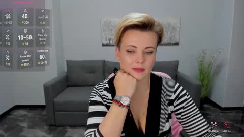 Julia online show from December 2024 10:39:01 AM