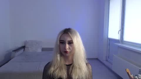 Julia online show from July 2026 03:49:02 PM