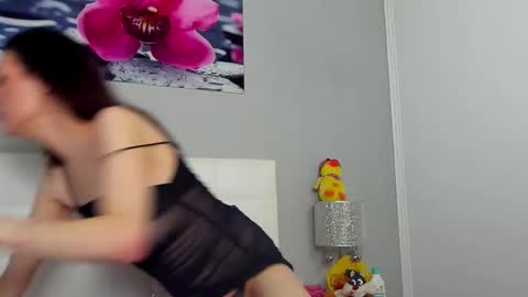 Snapshot of juliahunts chatting on November 2025 07:18:01 AM JuliaHunt online show from November 2025 07:18:01 AM