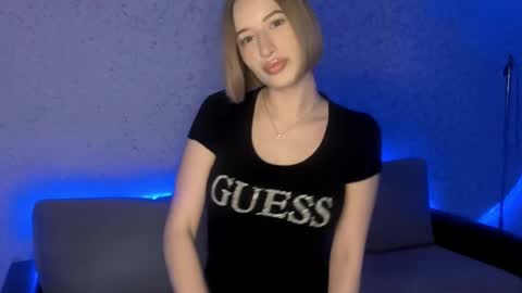 Kate online show from March 2026 07:02:02 PM