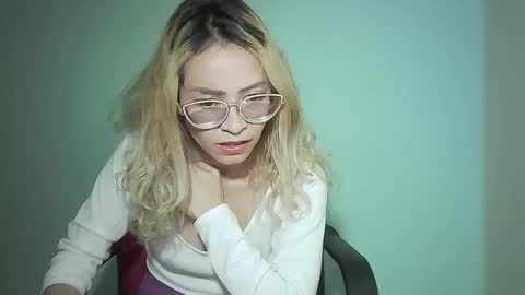 JuliaMack online show from February 2025 12:22:02 AM