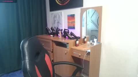 juliamorgann online show from July 2026 06:11:02 AM