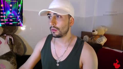 Snapshot of julian1225_ chatting on February 2025 08:42:02 PM Julian online show from February 2025 08:42:02 PM