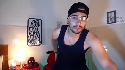 Snapshot of julian1225_ chatting on September 2025 01:20:01 AM Julian online show from September 2025 01:20:01 AM