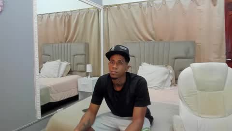 Snapshot of julian_billy chatting on February 2025 05:31:01 PM julian billy online show from February 2025 05:31:01 PM