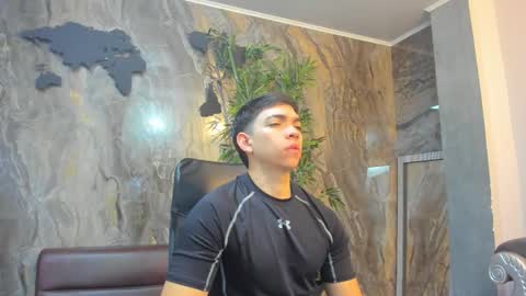 Snapshot of julian_mercier chatting on February 2026 11:18:01 AM JULIAN online show from February 2026 11:18:01 AM