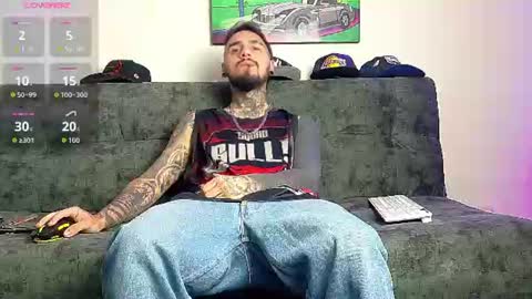 Julian independent model online show from July 2026 07:27:01 PM