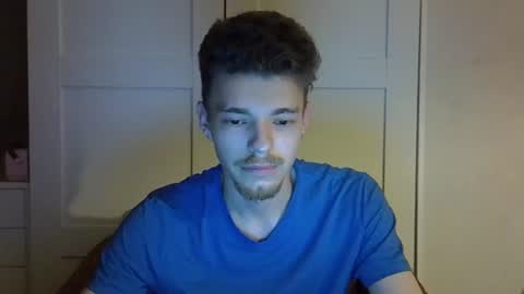 julian_velvet online show from June 2026 07:53:02 PM
