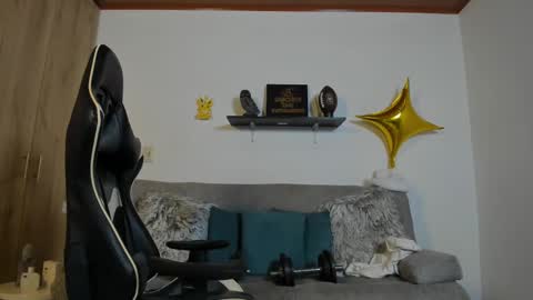 Snapshot of julian_wallace chatting on September 2025 03:06:01 AM julian_wallace online show from September 2025 03:06:01 AM