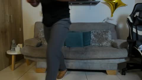 Snapshot of julian_wallace chatting on September 2025 04:31:02 PM julian_wallace online show from September 2025 04:31:02 PM