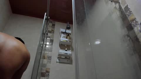 Snapshot of julian_wallace chatting on November 2025 02:57:02 AM julian_wallace online show from November 2025 02:57:02 AM