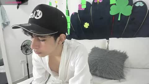 Snapshot of julian_xp chatting on March 2026 07:20:02 PM Julian online show from March 2026 07:20:02 PM