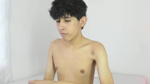 Snapshot of julian_xp chatting on May 2026 08:29:01 PM Julian online show from May 2026 08:29:01 PM