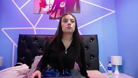 juliana_diamond_ online show from December 2025 03:23:01 AM