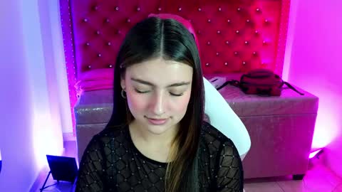 juliana_diamond_ online show from May 2026 03:23:01 AM