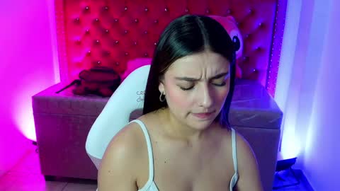juliana_diamond_ online show from May 2026 03:15:02 AM