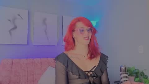 Snapshot of julianna_saenz chatting on November 2025 04:29:01 PM Juliana online show from November 2025 04:29:01 PM