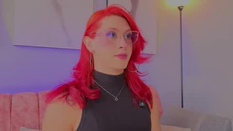 Snapshot of julianna_saenz chatting on November 2025 03:56:02 PM Juliana online show from November 2025 03:56:02 PM